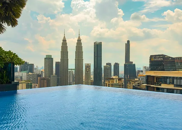 Moonway Suites At Eaton Klcc