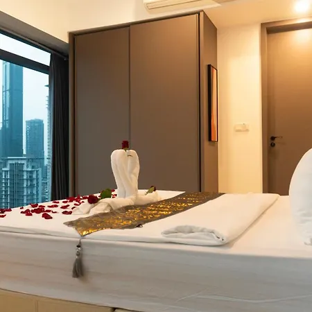 Moonway Suites At Eaton Klcc Kuala Lumpur Exterior photo