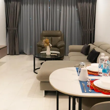 Moonway Suites At Eaton Klcc Kuala Lumpur Exterior photo